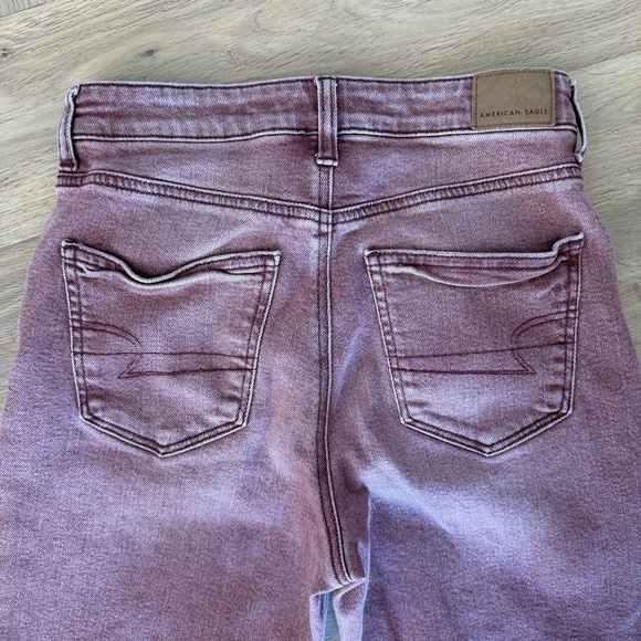 American Eagle Outfitters High-Rise Ripped Jeans – Faded Red / Maroon – Size 4 - Picture 10 of 11